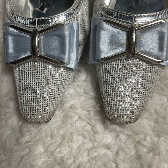 EY Boutique silver glitter &patent silver trim 3”heels satin gray bow accentSZ12 - Picture 8 of 13
